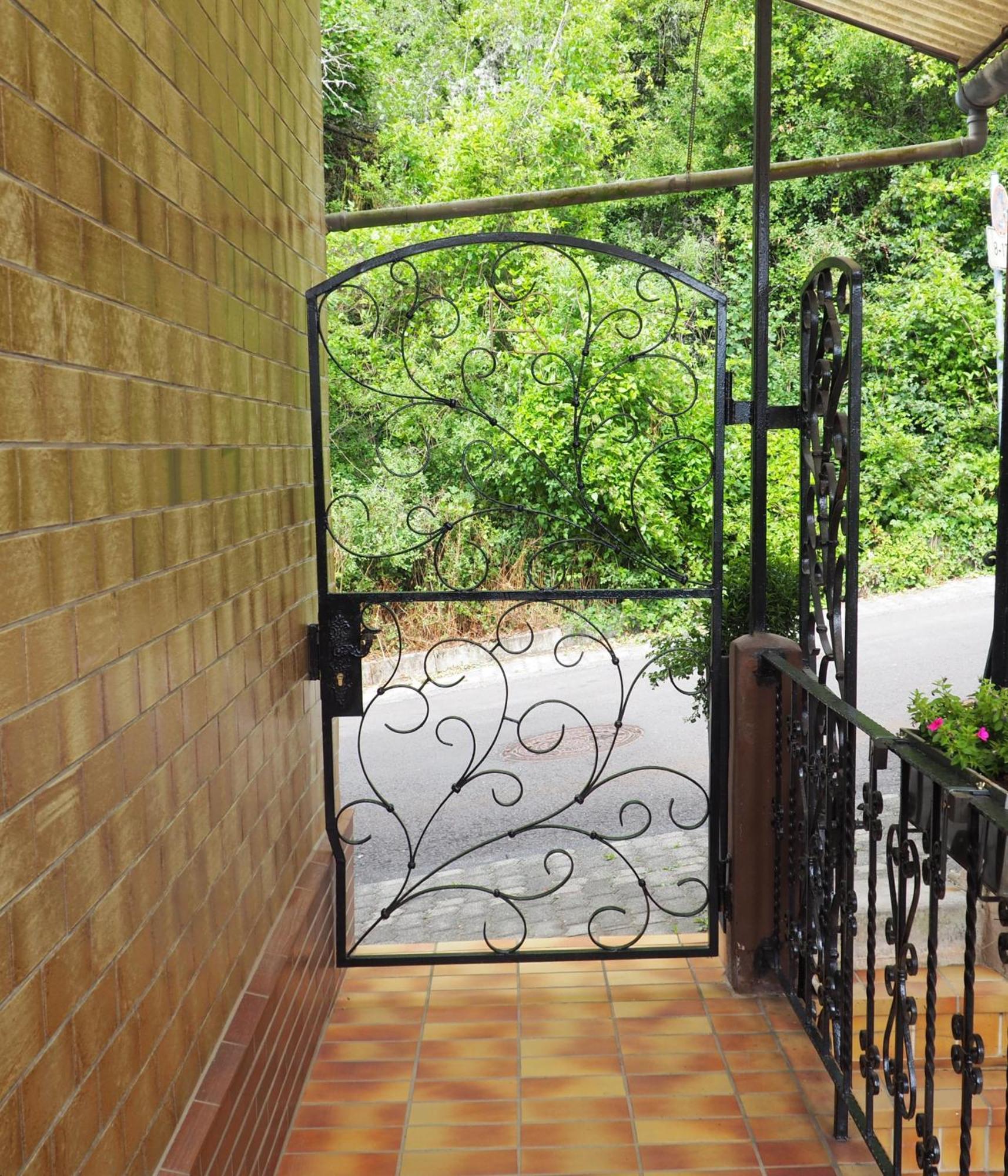 Apartment Schlossblick - Top Location Idar-Oberstein Bagian luar foto